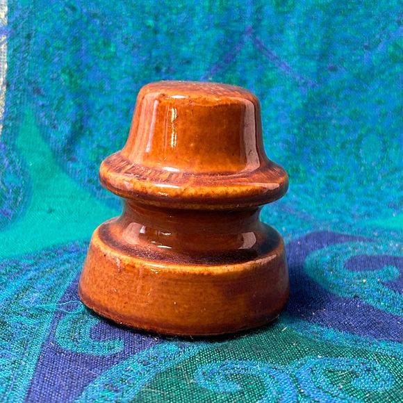 Vintage Ceramic Insulator Cocoa Light Brown - Picture 1 of 3